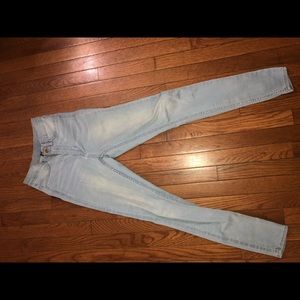 High waisted light jeans